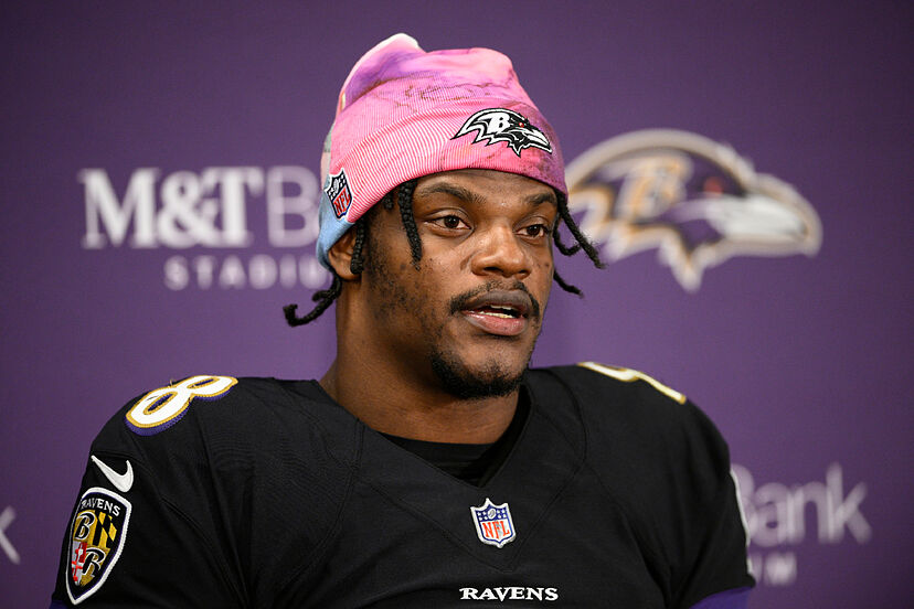 Lamar Jackson: NFL owners accused of foul play in Ravens quarterback  negotiations | Marca