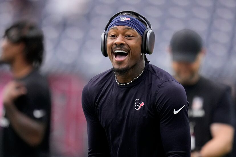 Stefon Diggs found happiness after leaving the Buffalo Bills: "Now I wake  up with a smile every day" | Marca