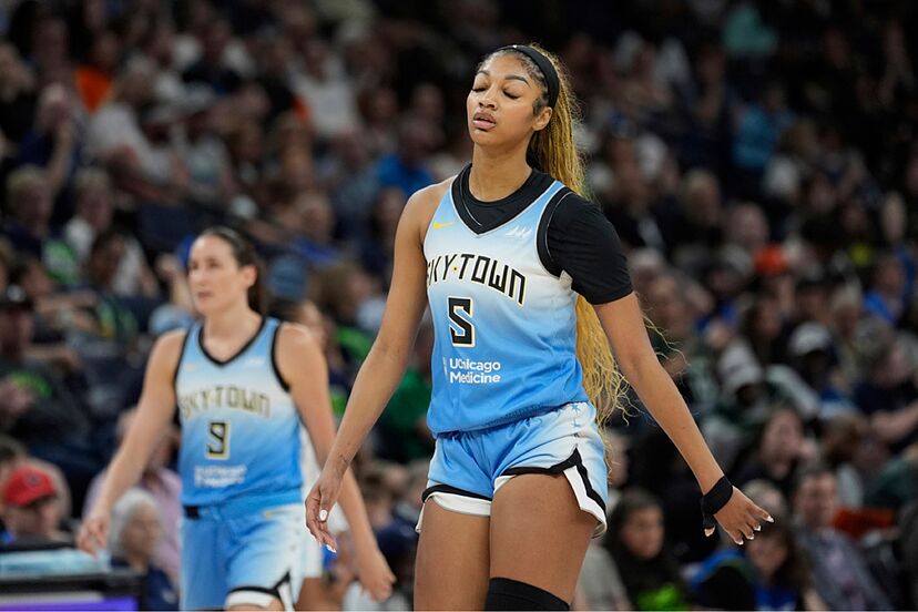 Chicago Sky, Angel Reese show flashes of promise despite 22nd loss of the  season | Marca