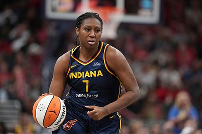Indiana Fever face critical decisions as Aliyah Boston's role becomes central to playoff push | Marca