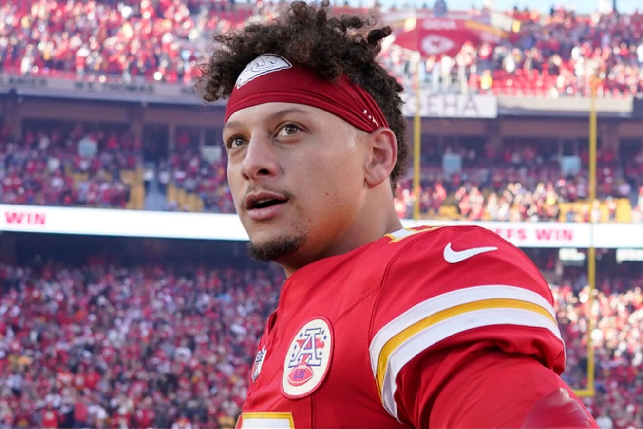 Patrick Mahomes made a comment about Taylor Swift's new album that may be uncomfortable