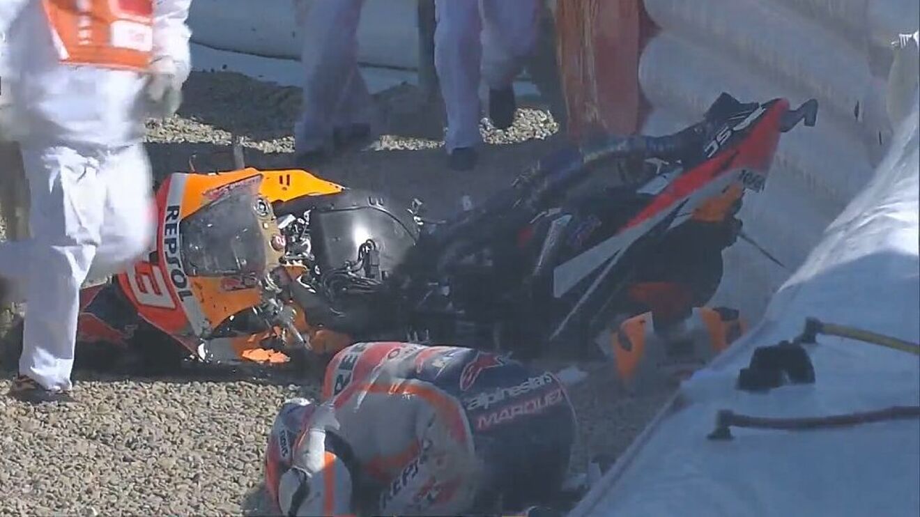 Marc Marquez suffers another horror crash at Jerez | Marca