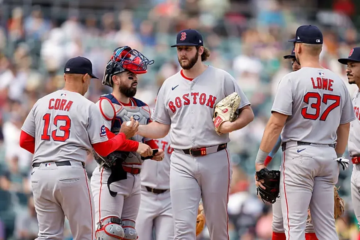 Boston Red Sox celebrate one of their players entering Hall of Fame after victory over Yankees