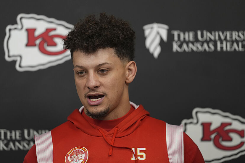 Patrick Mahomes' retirement plans remain intact despite insults about his  dad bod | Marca