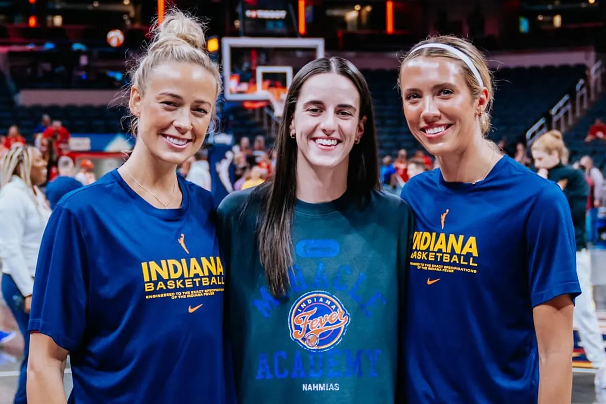 The "Tres Leches" trio of Lexie Hull, Caitlin Clark and Sophie Cunningham  celebrate the Fever's Playoff spot | Marca