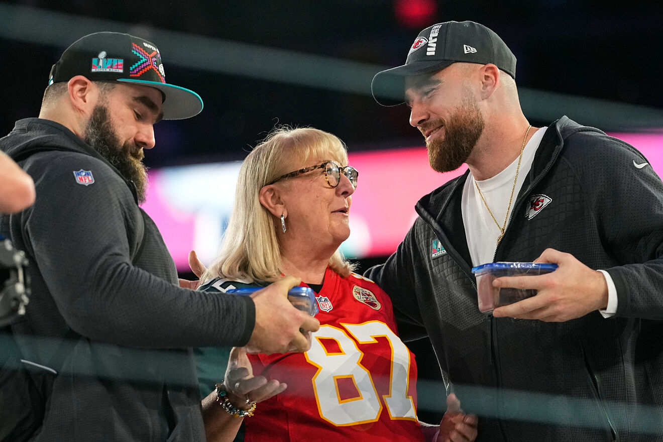 Remember the ChiefsEagles jersey Donna Kelce wore at Super Bowl 2023