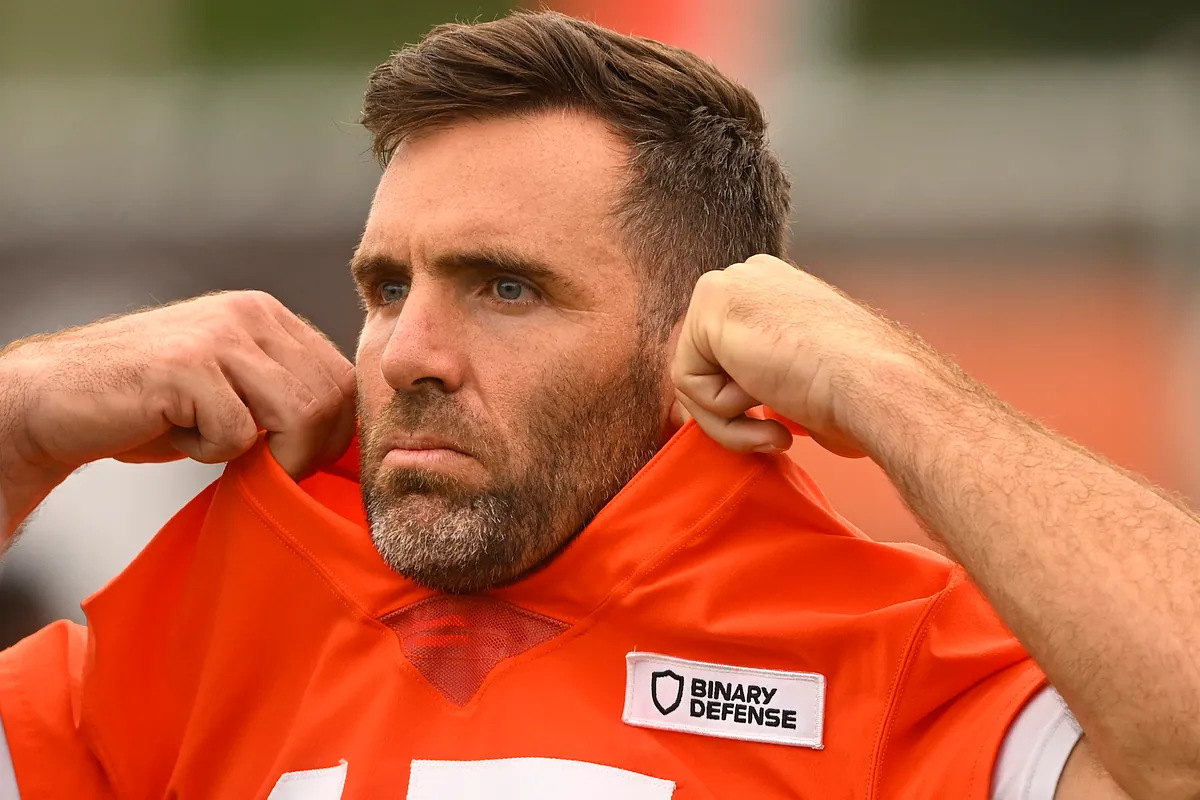 Browns QB controversy: Joe Flacco named starter as Shedeur Sanders' debut  timeline uncertain | Marca