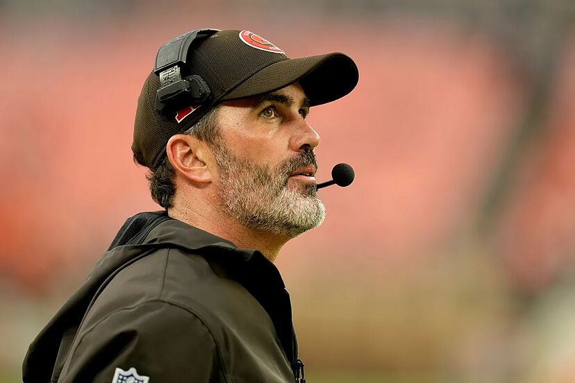 Kevin Stefanski is not giving up on Joe Flacco, while Dillon Gabriel and  Shedeur Sanders are crying out for their chance | Marca