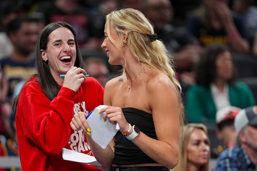 Fever's Sophie Cunningham jokes about Caitlin Clark and her demeanor:  'Dude, you're a dweeb' | Marca