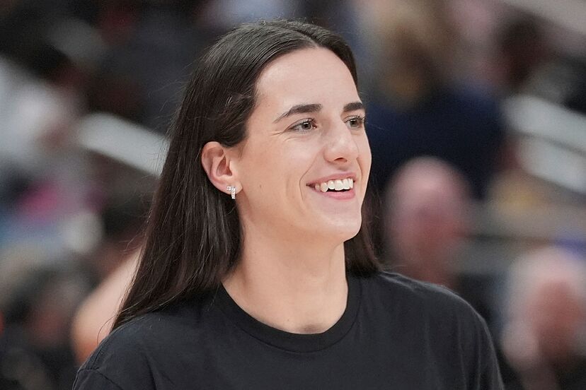 Caitlin Clark steps into a new role with the Indiana Fever and it reveals a  whole new side of who she is off the court | Marca