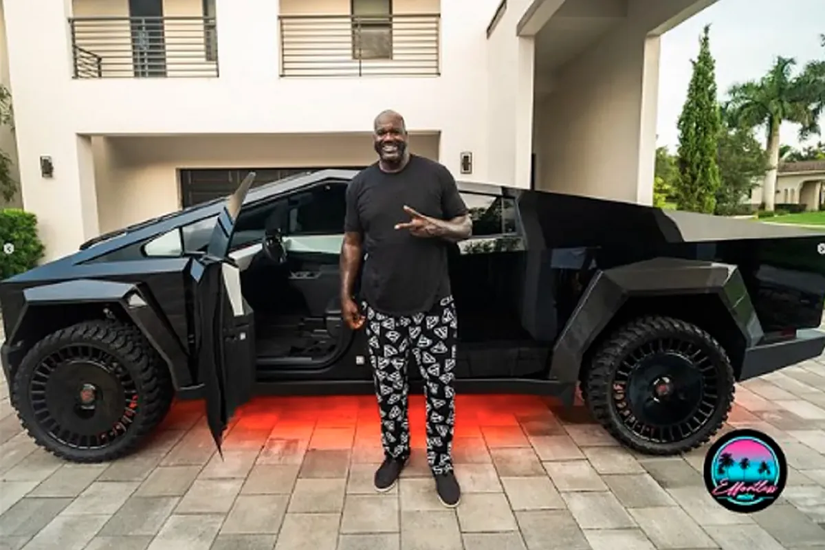 Shaquille O'Neal shows off his new 'tank': a luxurious