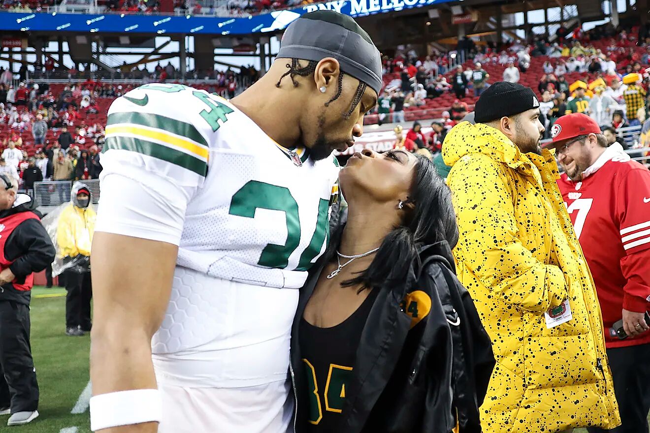 Simone Biles at the Chicago Bears game