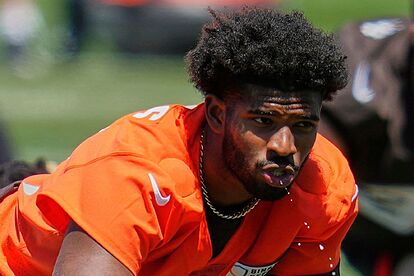 Shedeur Sanders walks into the Browns locker room and breaks fitness norms on day one | Marca