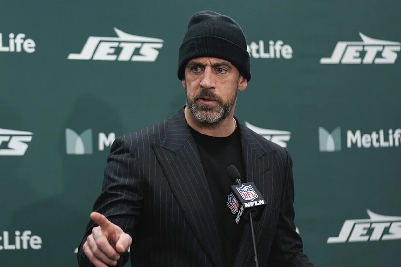 Aaron Rodgers' quiet moves speak louder than words amid Steelers speculation | Marca