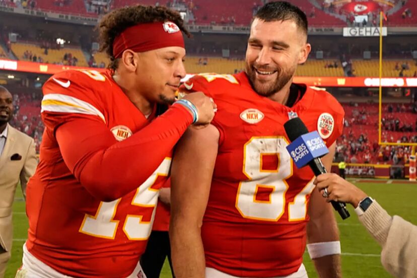 Patrick Mahomes and Travis Kelce spotted in sharp suits at Vegas charity  event | Marca