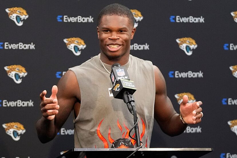 Travis Hunter's playing time could see major shift starting in Week 2  Jaguars game | Marca